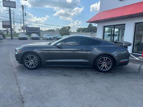 2017 Ford Mustang EcoBoost Premium