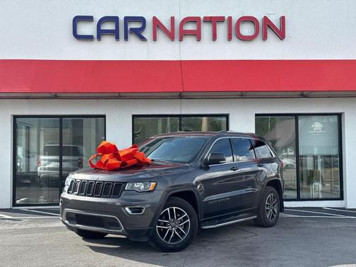 Gray 2019 Jeep Grand Cherokee Limited