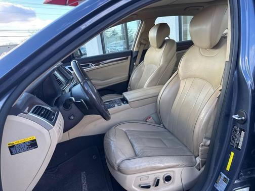 2015 Hyundai Genesis 3.8