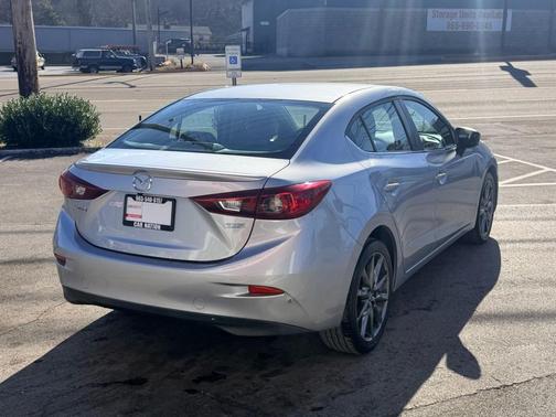 2018 Mazda Mazda3 Touring