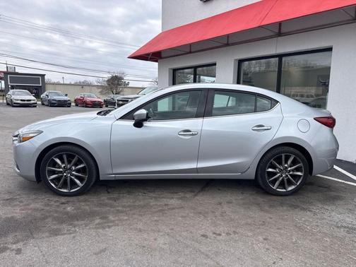 2018 Mazda Mazda3 Touring