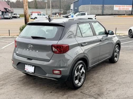 2022 Hyundai VENUE Limited
