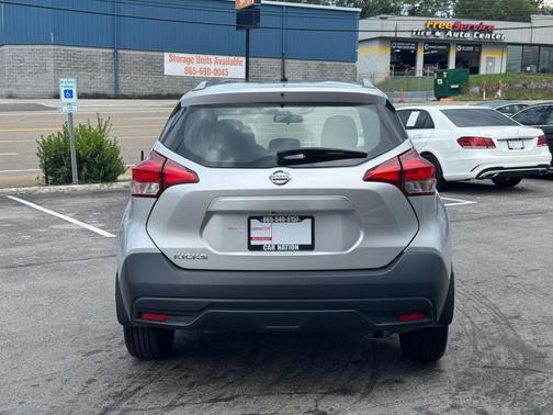 2018 Nissan Kicks S