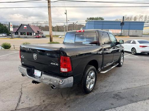 2017 RAM 1500 SLT