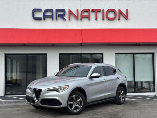 2021 Alfa Romeo Stelvio Base