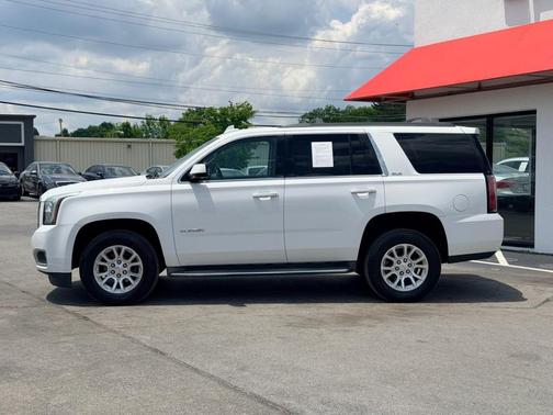 White 2016 GMC Yukon SLE