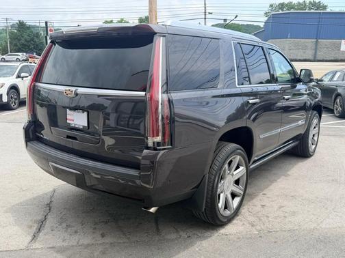 Gray 2018 Cadillac Escalade Premium Luxury
