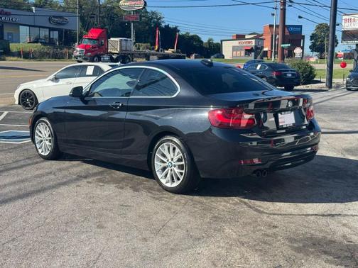 2016 BMW 228 i