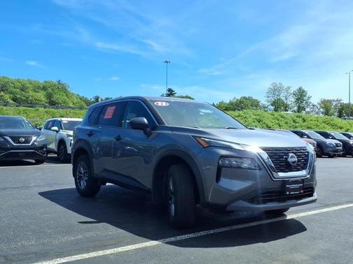 Gun Metallic 2023 Nissan Rogue S
