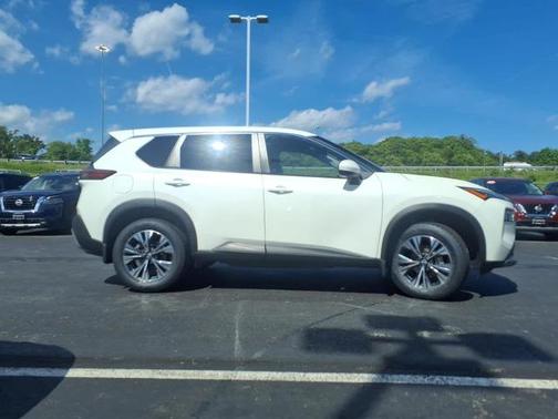 White 2023 Nissan Rogue SV