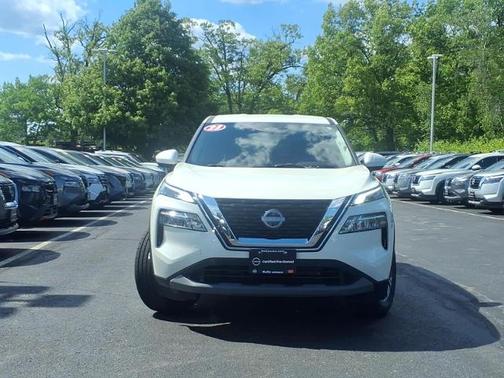 White 2023 Nissan Rogue SV