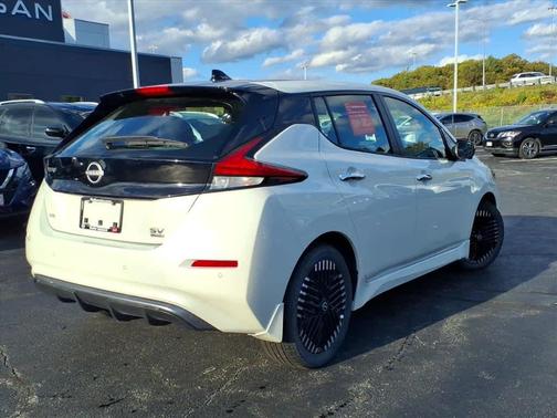 2024 Nissan Leaf SV PLUS