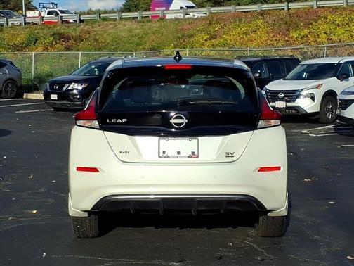 2024 Nissan Leaf SV PLUS