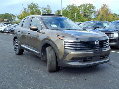 2025 Nissan Kicks SV