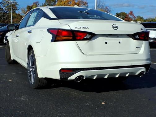 2025 Nissan Altima SL