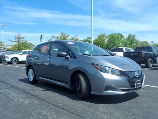 Gun Metallic 2023 Nissan Leaf S