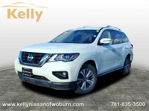 2020 Nissan Pathfinder SL