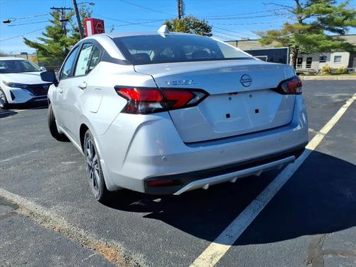 2025 Nissan Versa 1.6 SV