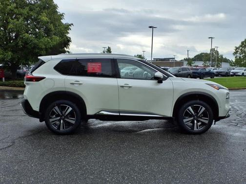 2022 Nissan Rogue Platinum