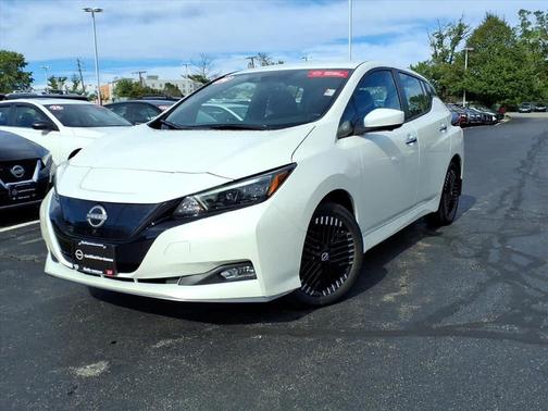 2024 Nissan Leaf SV PLUS