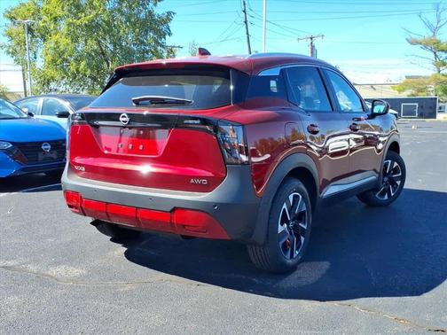 2025 Nissan Kicks SV