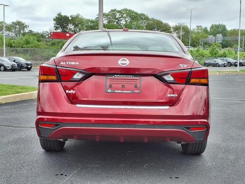 2022 Nissan Altima 2.5 SV