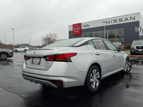 2022 Nissan Altima 2.5 S