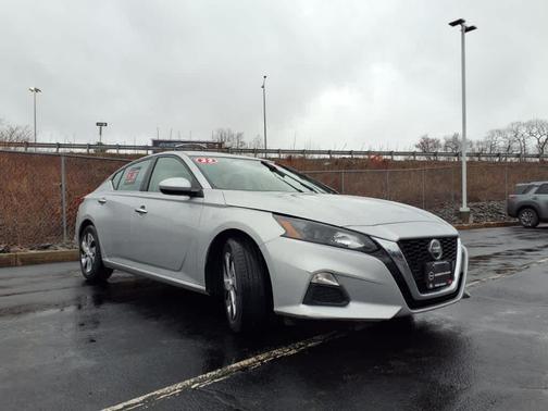 2022 Nissan Altima 2.5 S