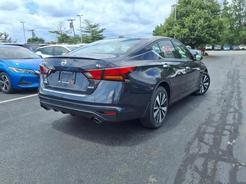 2022 Nissan Altima 2.5 SL