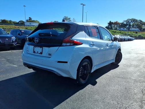 2024 Nissan Leaf SV PLUS