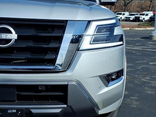 Brilliant Silver Metallic 2024 Nissan Armada SL