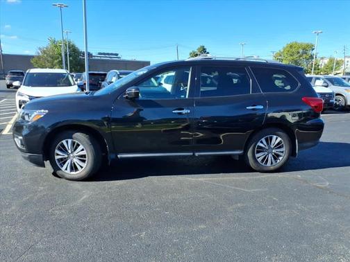 2020 Nissan Pathfinder S
