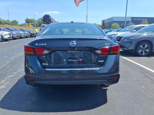 2022 Nissan Altima 2.5 SV