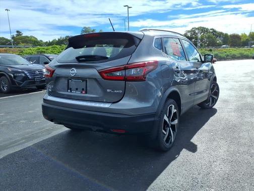 2022 Nissan Rogue Sport SL