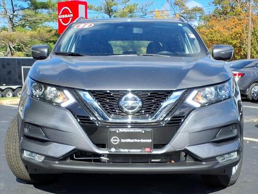 2022 Nissan Rogue Sport SV