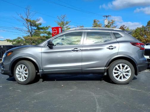 2022 Nissan Rogue Sport SV