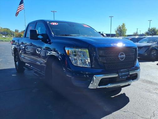 2024 Nissan Titan SV