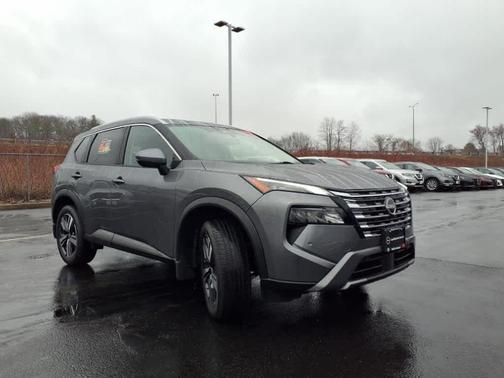 2024 Nissan Rogue SL