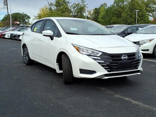 2025 Nissan Versa 1.6 SV