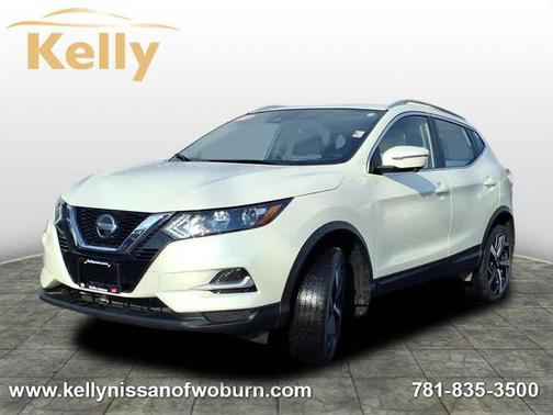 2022 Nissan Rogue Sport SL