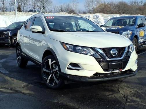 2022 Nissan Rogue Sport SL