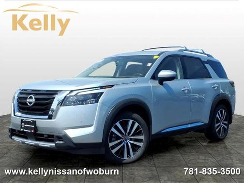Brilliant Silver Metallic 2025 Nissan Pathfinder Platinum