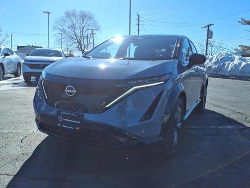 2 Tone Gray / Black Roof 2023 Nissan ARIYA ENGAGE