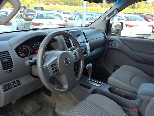 2014 Nissan Frontier SV