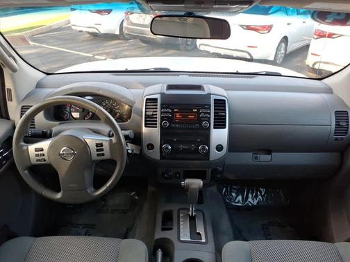 2014 Nissan Frontier SV