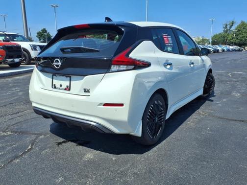 2024 Nissan Leaf SV PLUS
