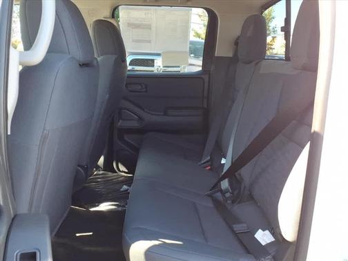 2025 Nissan Frontier S