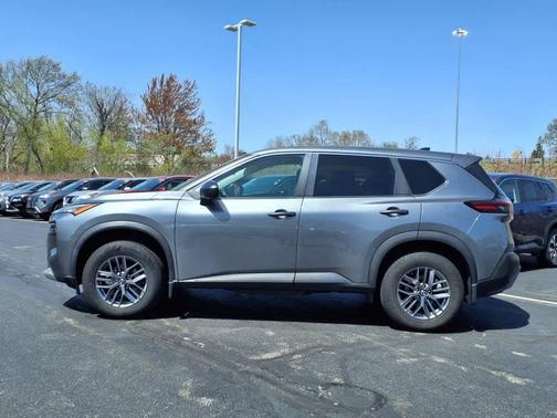 2022 Nissan Rogue S