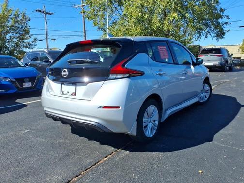 2023 Nissan Leaf S