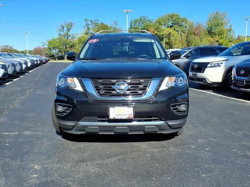 2020 Nissan Pathfinder S